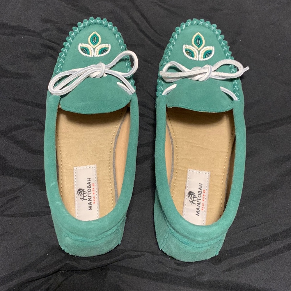 Manitobah Kayak moccasins